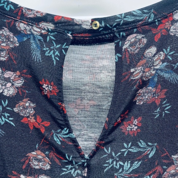 Free People Blouse Sz S Womens Dock Street Floral Ruffle Top Black Keyhole Back - Picture 12 of 14